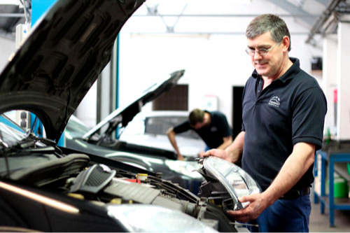 Jakob Hring Bernimmt Das Familienunternehmen An Der